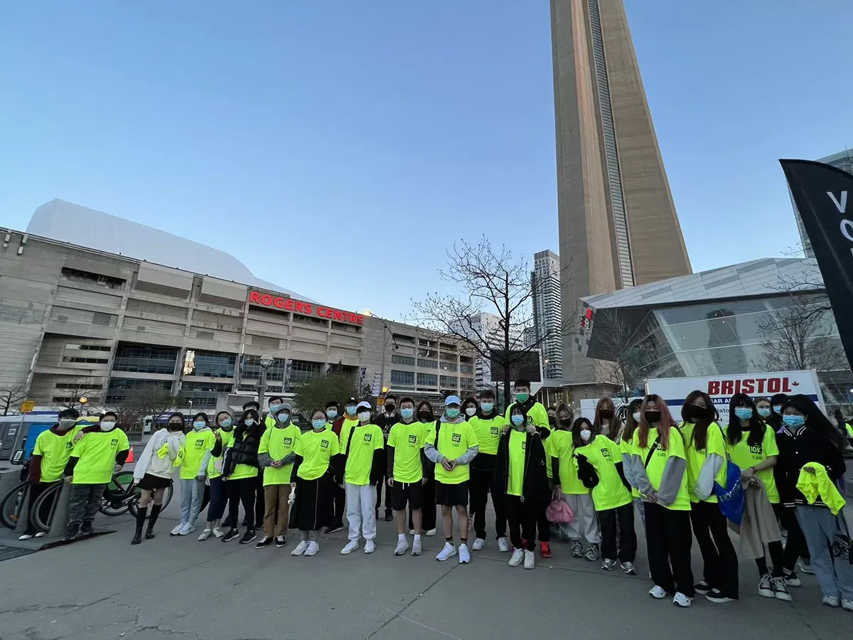 student-volunteers-2